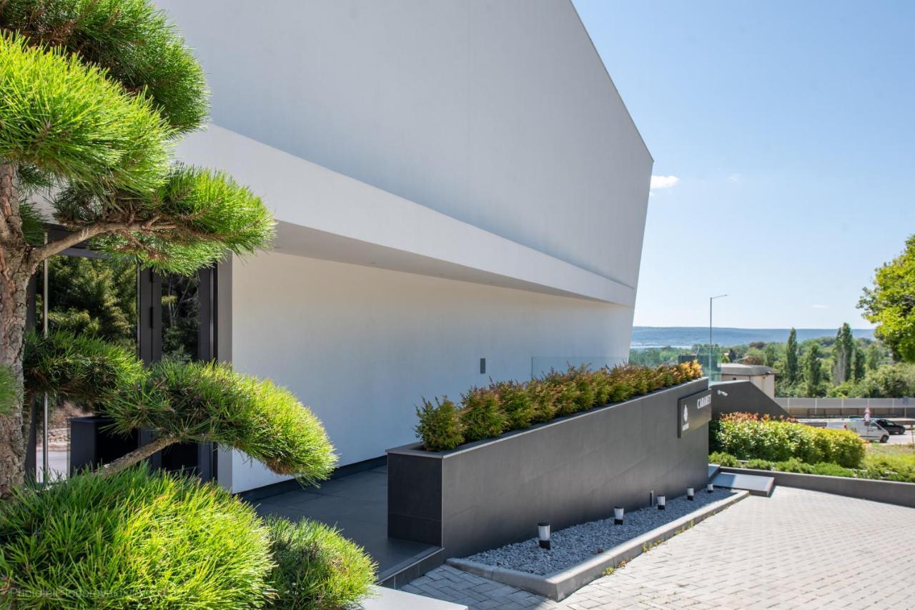 Lotus Luxury Rooms Varna Exterior photo