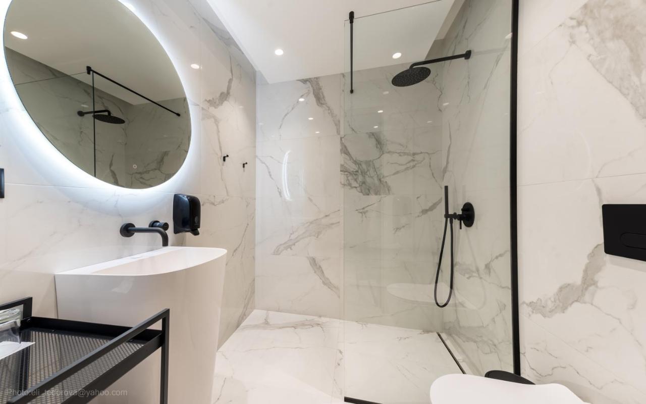 Lotus Luxury Rooms Varna Exterior photo