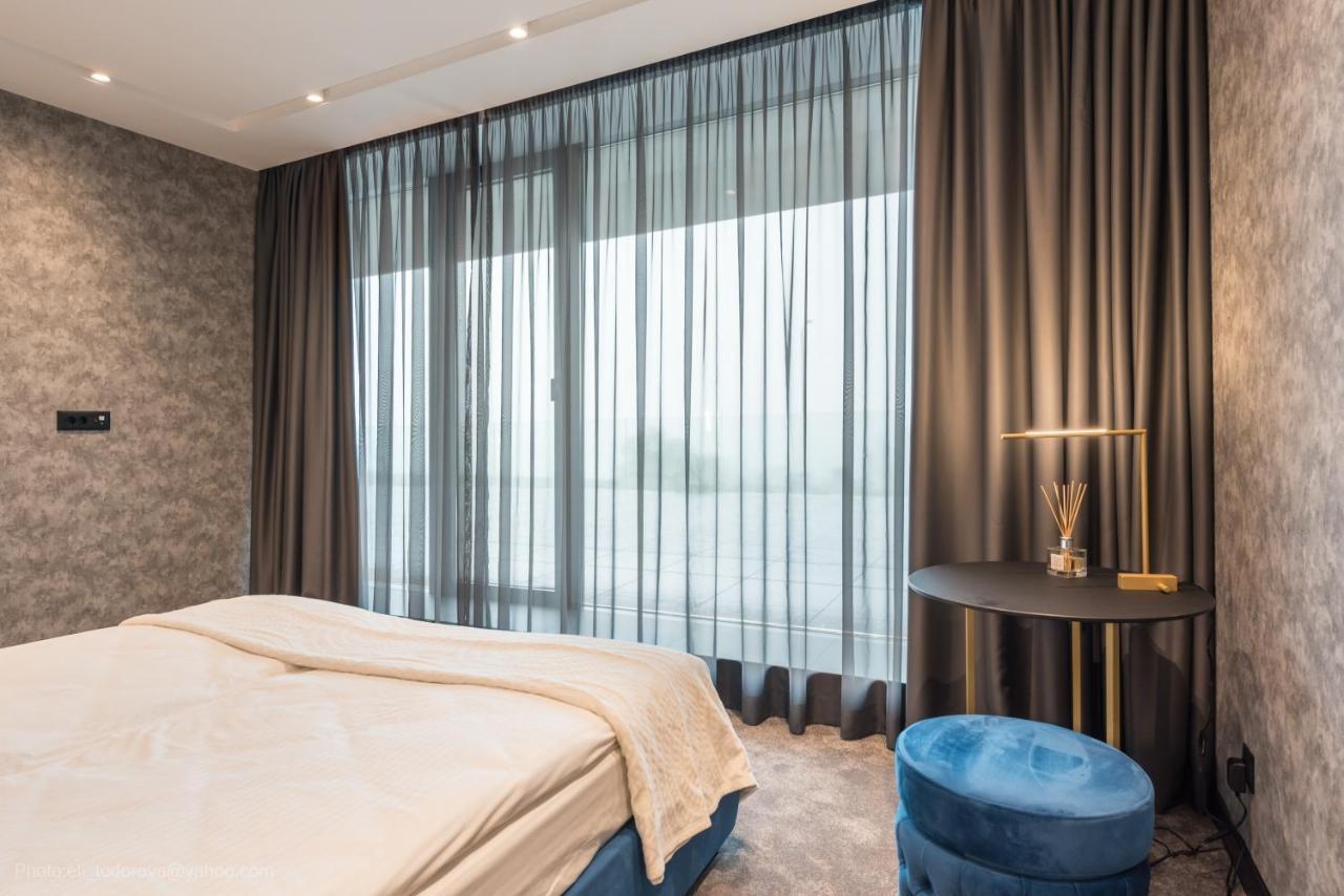 Lotus Luxury Rooms Varna Exterior photo