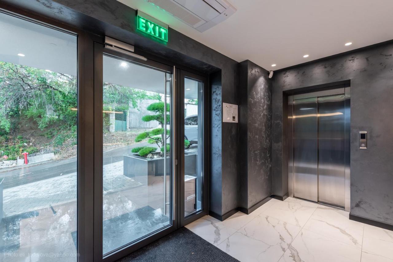 Lotus Luxury Rooms Varna Exterior photo